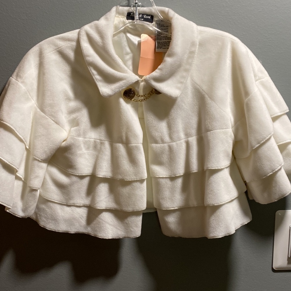 BRAND NEW GIRLS DRESS SIZE 7/8! COLOR IS IVORY. STUNNING IN PERSON. NWT. - Picture 13 of 13
